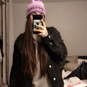 Meet your Posher, Leila